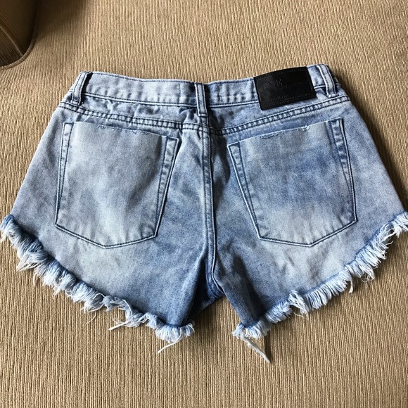 One Teaspoon Bonita Jean Shorts in Rocky Sz 25 - Picture 3 of 5